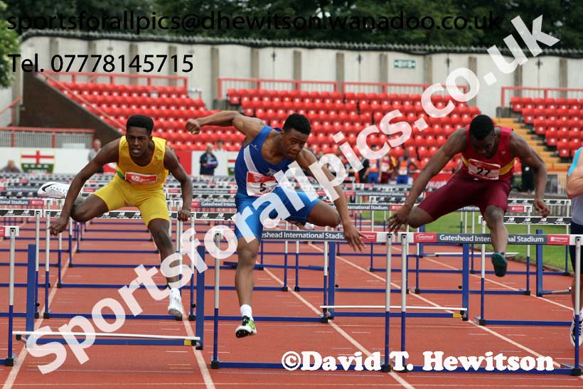 Inter boys 100 metres hurdles, English Schools Track and Field. Photo: David T. Hewitson/Sports for All Pics